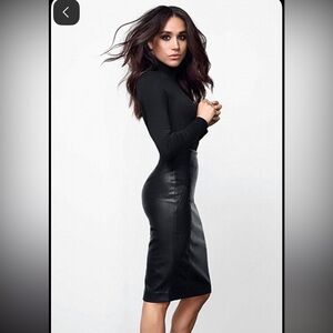 Elegant Black Leather Skirt